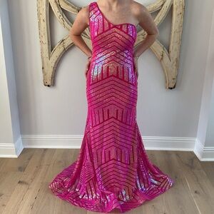 Gorgeous Hot Pink Dress Size 2 New Never Worn